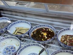 -屯老二农家铁锅炖·行业领军者(梅江店)
