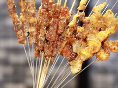 -卞二小串·鹤岗烧烤·坑烤(永定路店)