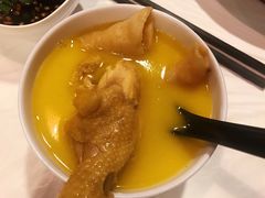 -鲜入围煮花胶鸡海鲜火锅