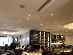 -港丽餐厅(高德置地店)