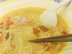 -粉小主·贵州酸汤牛肉粉(南京仙林金鹰店)