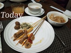 -君来湖滨饭店·玫瑰园