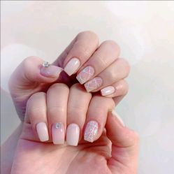 -LILY NAILS美甲美睫