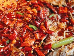 -鸣记脆皮烤鱼·海鲜烤鱼(三八广场店)