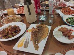 -赶海部落海鲜城(海阳路店)