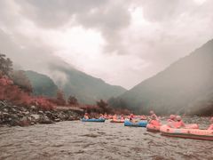 -秦岭峡谷漂流景区