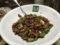 -费大厨辣椒炒肉(万家丽一店)