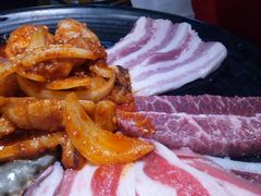 -唯成•韩国炭火烤肉 유성고기