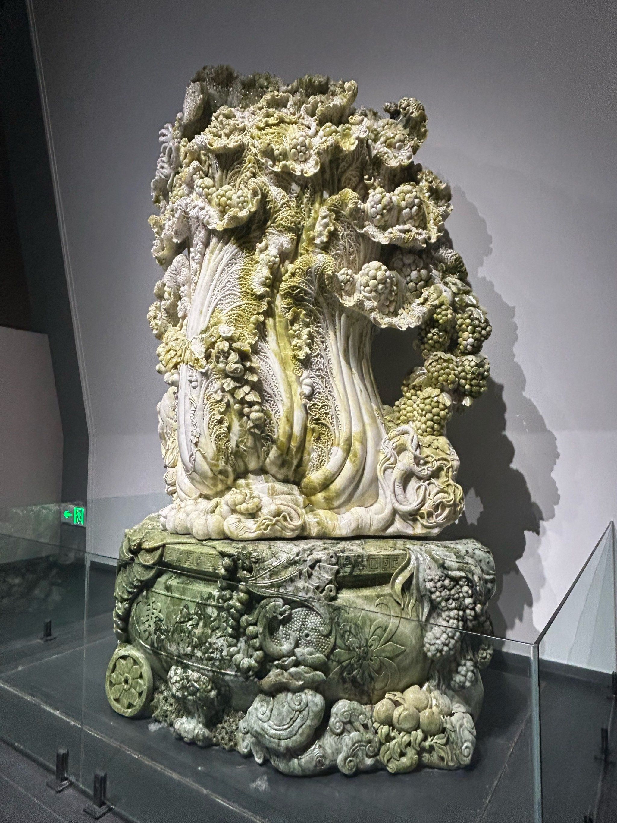 近6米高玉白菜,雕工精湛,入选吉尼斯世界纪录