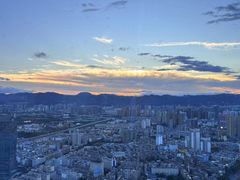 -锦厨国际自助餐厅 · 云端景观 (昆明索菲特大酒店)