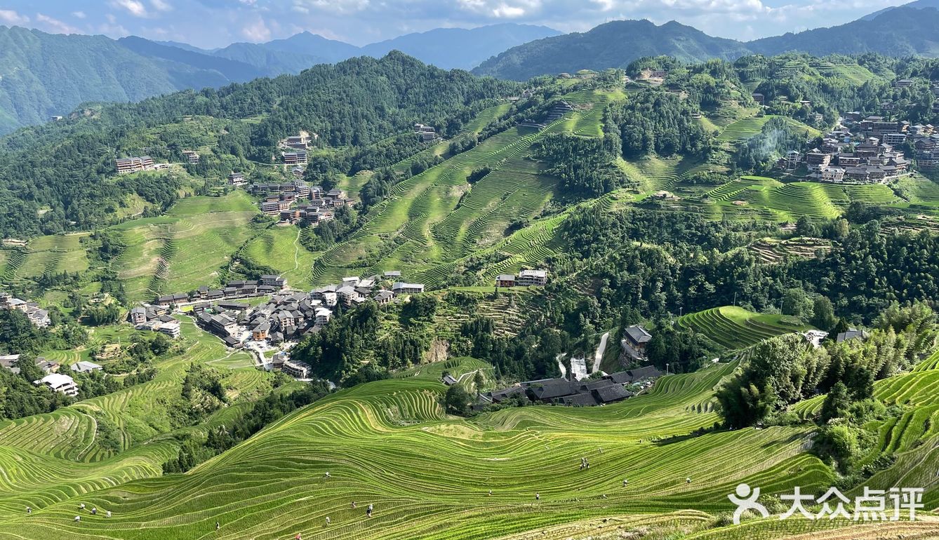 饮住香浓噶咖啡，食下地道噶桂林米粉真系爽爆