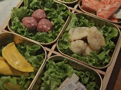 -尚尚仙·酸汤猪手·猪肚鸡火锅(华联万柳购物中心店)