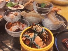 -半岛翡丽海鲜自助餐厅(观风亭店)