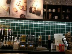 -星巴克臻选(威海威高广场店)