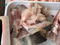 -谭公鱼头·鲜鱼火锅·小龙虾·江湖菜(秀沿路店)