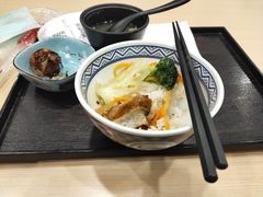 -金杨拉面王小吃面馆·牛三宝面·红烧牛肉粉