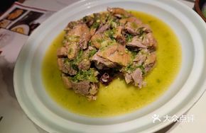Shredded Ginger White-Steamed Duck