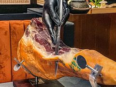 -铭牛烧肉·和牛海鲜自助(高新月牙湖店)