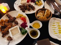 -Efes Turkish & Mediterranean Cuisine 艾菲斯餐厅(陆家嘴店)