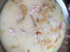 -老来福·非遗酸汤兔(凯旋路店)