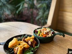 -鹿萤季·营地小馆(皇后公园店)