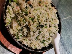 -侬佳蒸菜馆(听潮店)