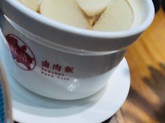 萝卜汤-红猪卤肉饭(大西洋美食城店)