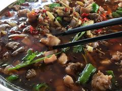 -兔行天下-鸿鹤鲜锅兔(中海国际店)