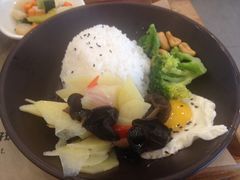 -海盗虾饭·剥好的小龙虾饭(SOHO尚都店)