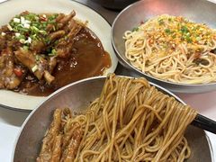 -粉观右江西鲜辣米粉(天地店)