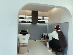 点击看大图 -Hello Lady发型设计