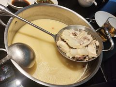 -鲜入唯煮·港式海鲜牛肉火锅(金宝街店)
