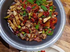 -老滇山寨•云南特色菜•地方菜•民族风情歌舞表演(金碧店)