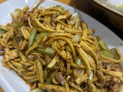 香干肉丝-水根饭店