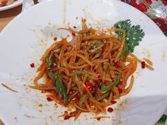 -关东小磨东北菜(上海长风大悦城店)