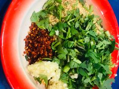 -马路边边麻辣烫联盟路店