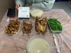 -蓝精灵饺子店
