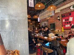 大堂-炉小二铜锅牛蛙•川湘菜(三里屯店)
