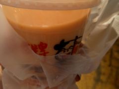 -六合夜市