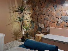 -快乐大桶水养生足浴SPA(前兴路店)