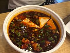 麻辣米线-魏家凉皮(中央广场店)