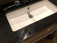 -广州天河希尔顿酒店