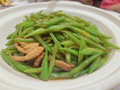 -小菜园新徽菜(宜兴八佰伴店)