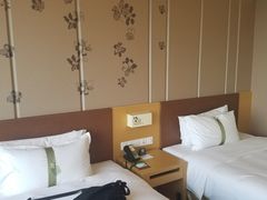 -南阳建业森林半岛假日酒店