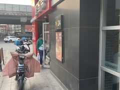 -麦当劳(沙河店)