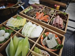 -娜姐鲜牛肉串串火锅(藏龙岛店)