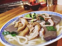 -锦泓老字号猪脏粉(东联大厦店)