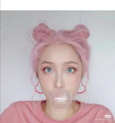 -时尚殿堂明星门店