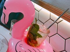 holiday-不正咖啡(万达尊店)