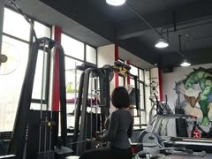 -CXFIT 陈徐健身工作室(凯旋店)